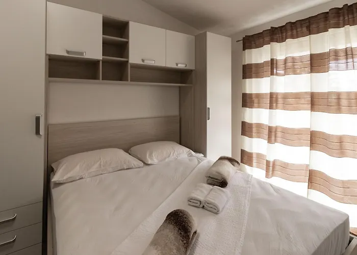 Antonela 비오그라드나모루