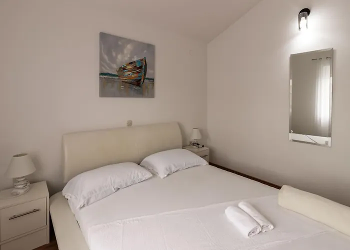 Antonela * Biograd Na Moru
