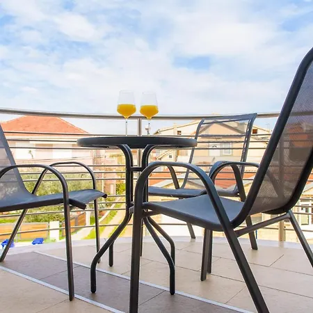 Apartament Antonela Biograd Na Moru