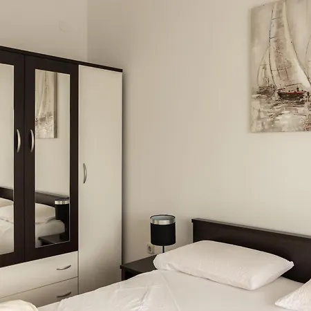 Antonela Apartment *