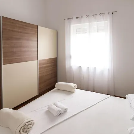 Antonela Apartament *