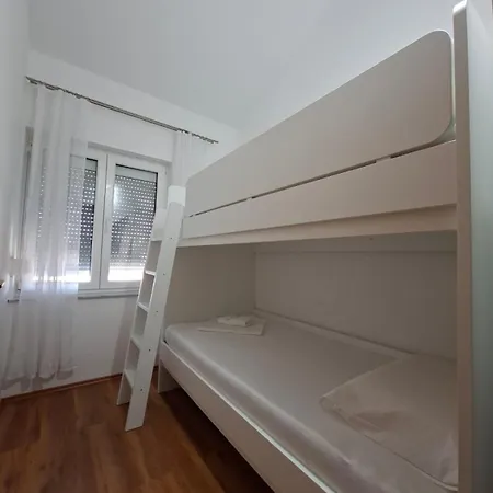 Apartament Antonela Biograd Na Moru